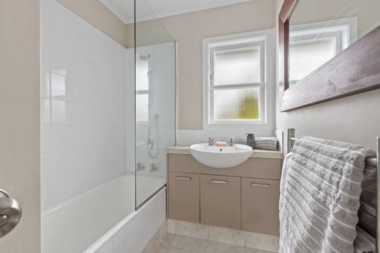 12 London Street Te Atatu Peninsula_18