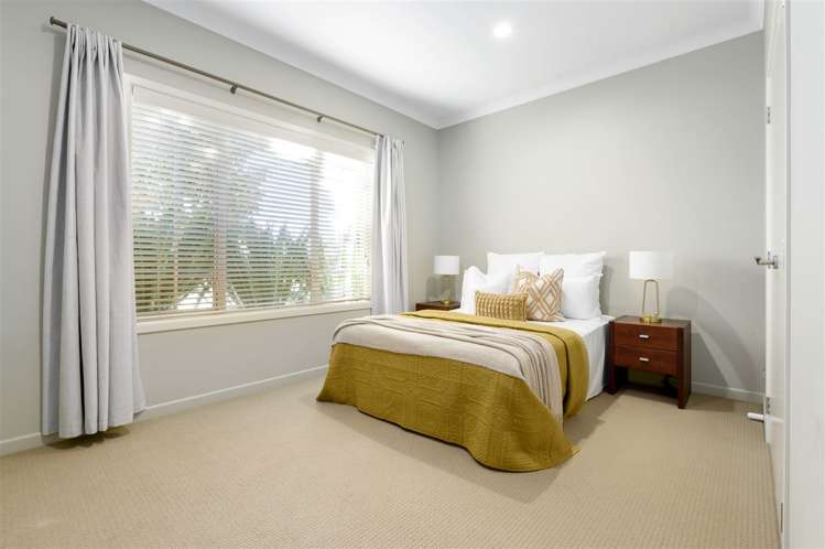 69 Wiltshire Drive Huntington_27