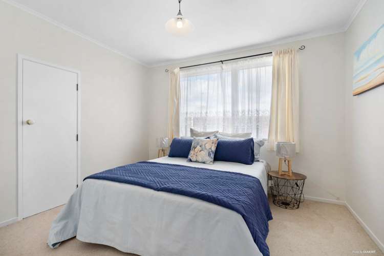 63 Royal View Road Te Atatu South_7