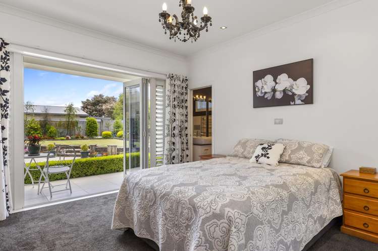 25 Magnolia Rise Waipahihi_15