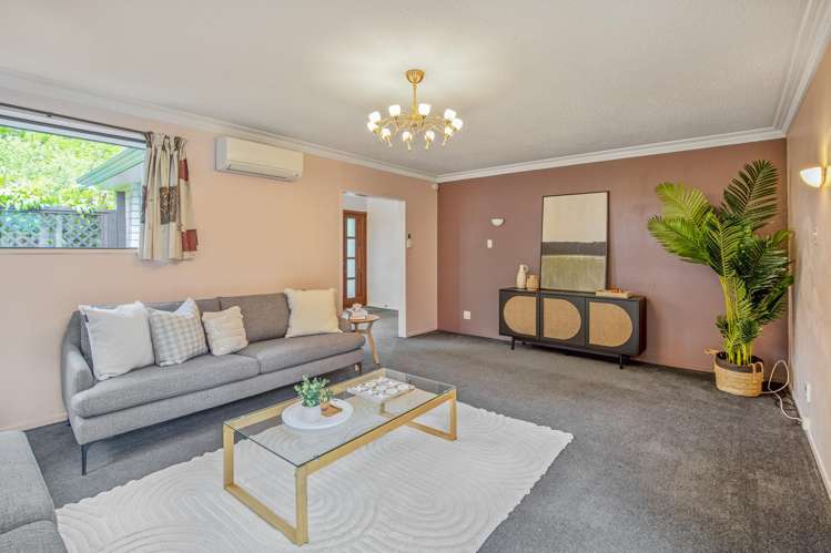 17 Karnak Crescent Avonhead_2