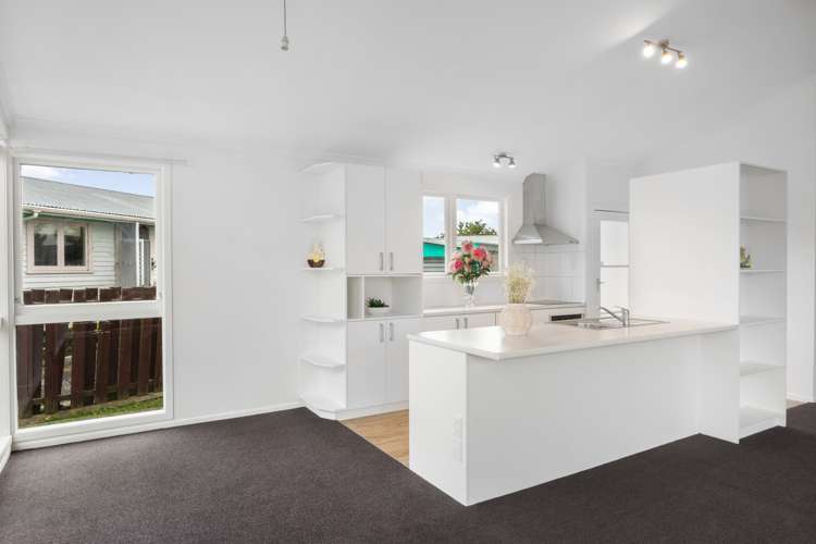 110 Saxbys Road Deanwell_7