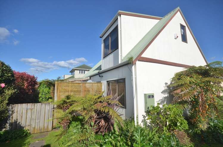 1b Stephens Place Hairini_18