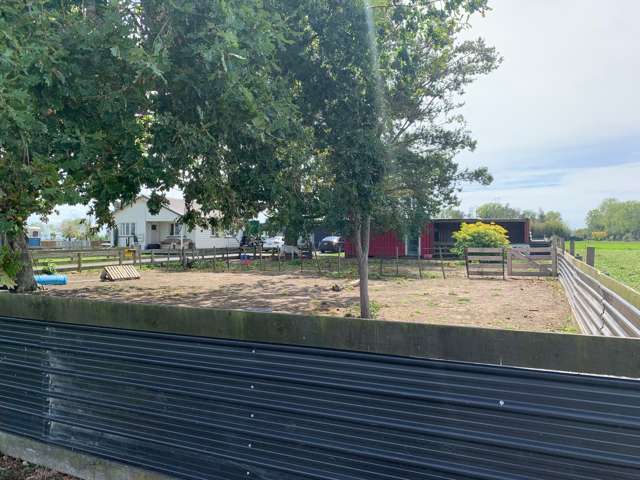 196 School Road Paeroa_1