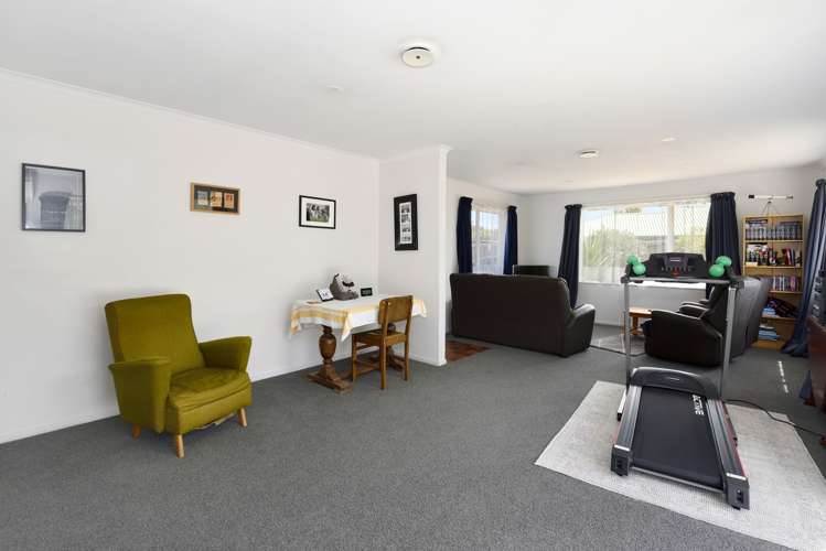 82 Starveall Street Brightwater_6