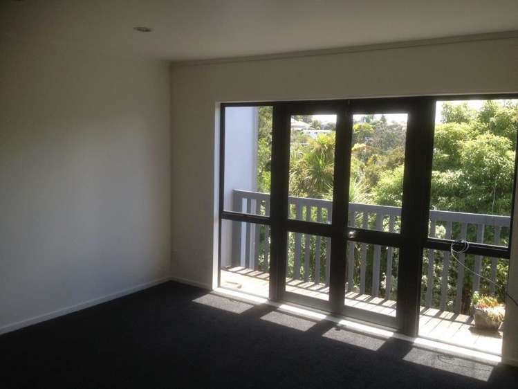 2/3 Erewhon Place Birkdale_7