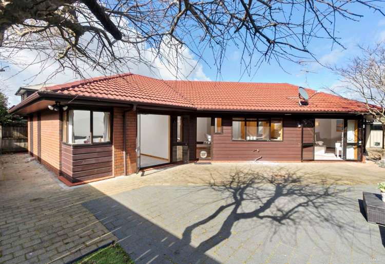10 Dunkerron Avenue Epsom_13