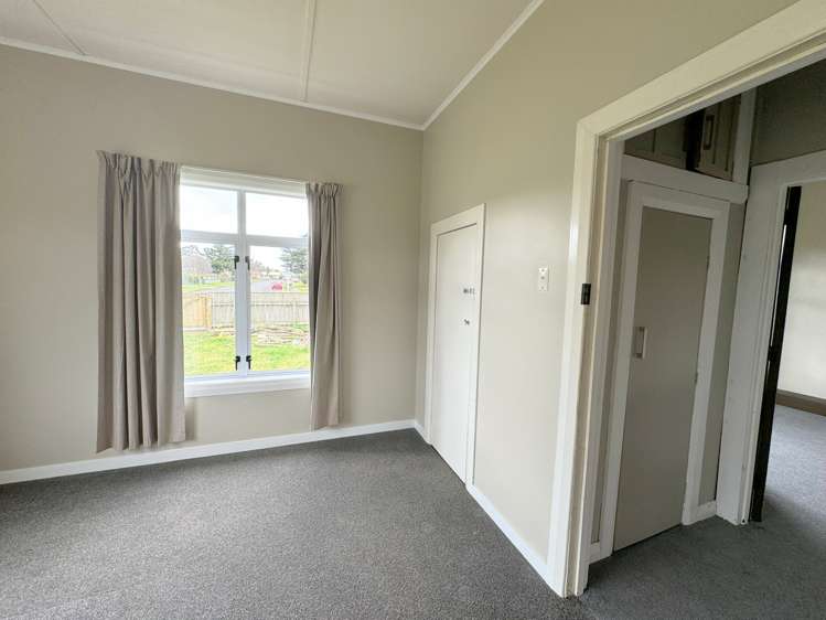 9 Mathew Street Dannevirke_13