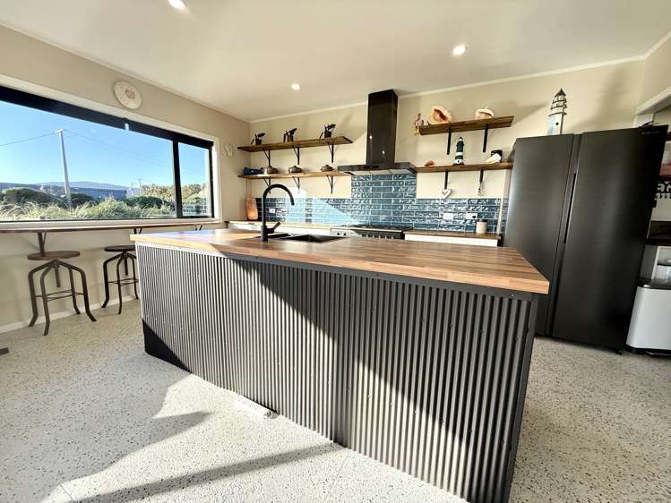 9 Surrey Street Orepuki_22