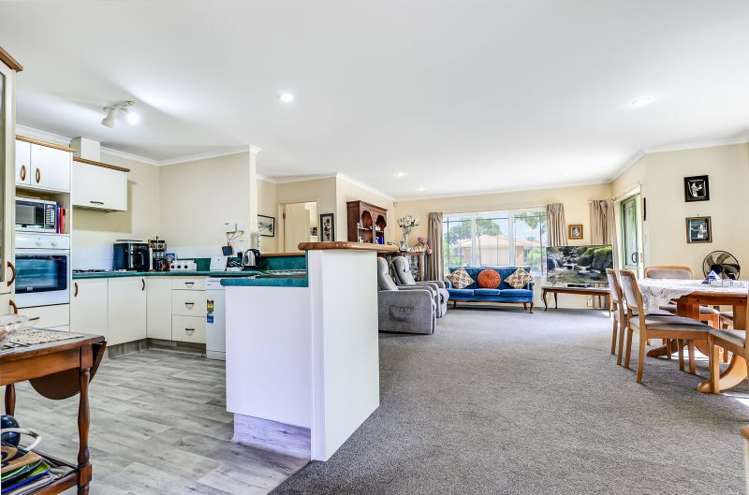 2 Dingwall Court Rototuna_5