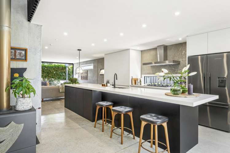 81 Queen Street Northcote Point_13