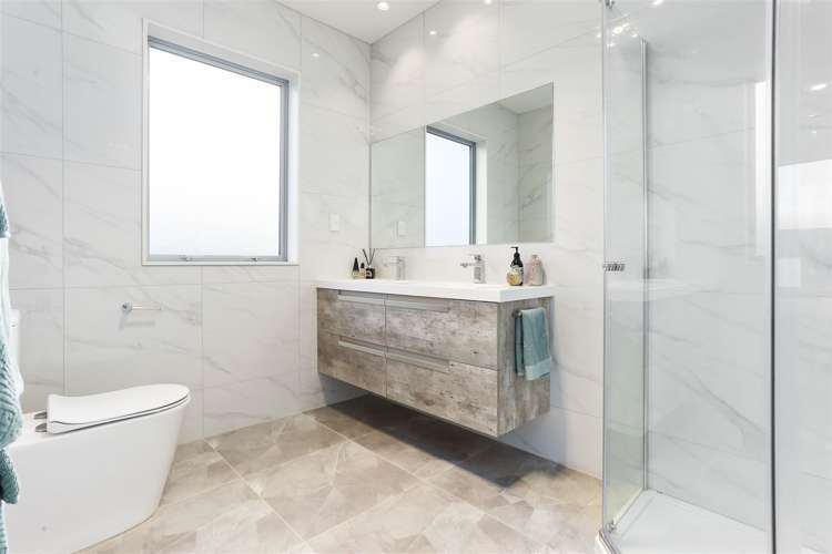 33 Cassidy Drive Orewa_16