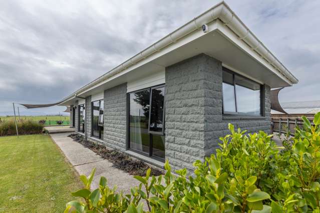 52 Greyhound Road Hokitika_1