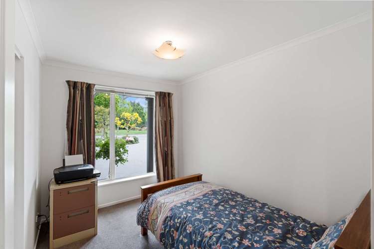 4 Fw Delamain Drive Yaldhurst_12