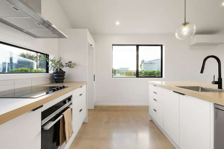 89 Burbush Road Burbush_13