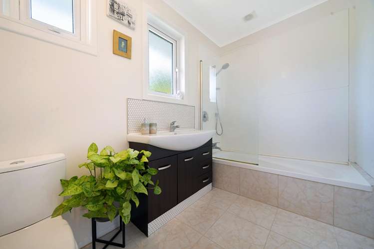 23 Cornwall Street Te Atatu South_10