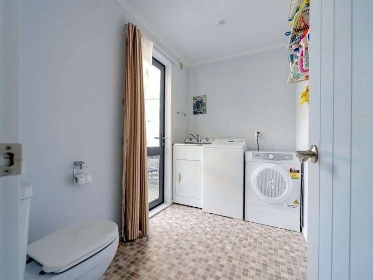 10 Toutouwai Place St Arnaud_12