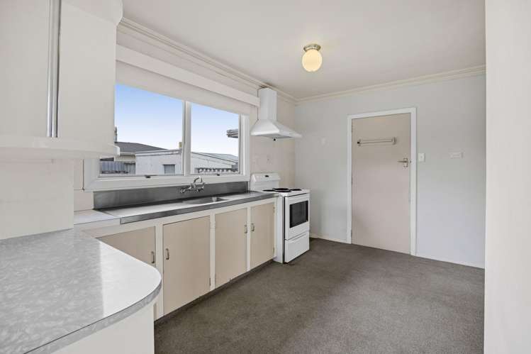 54 Camberwell Road Hawera_6