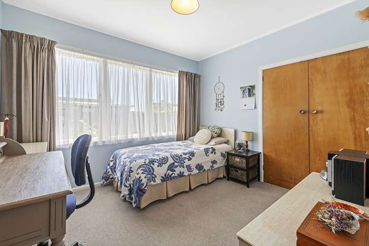 23 Ellesmere Crescent Pakuranga Heights_11