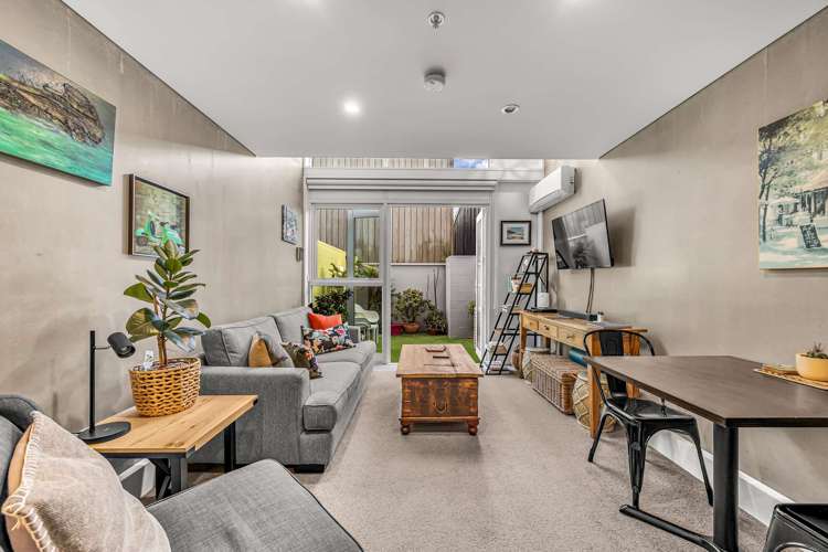 3/307 Willis St Te Aro_3