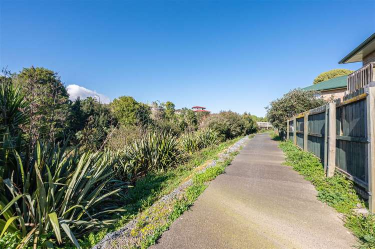 42 Manston Road Mangere_14