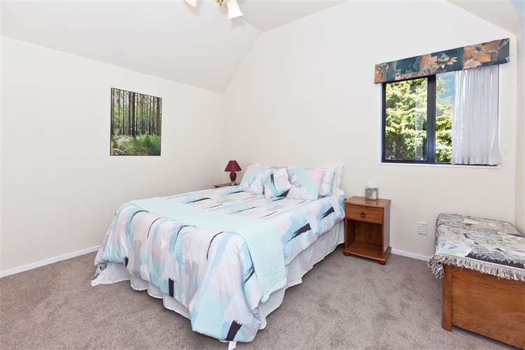 16 Cebalo Place Mount Wellington_13