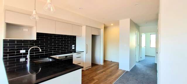 2/10 Unga Place Beachlands_3