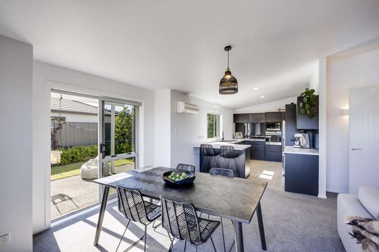 14 Pacific Avenue Poraiti_5