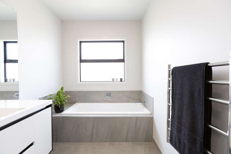 12 Ruahine Road Poraiti_15