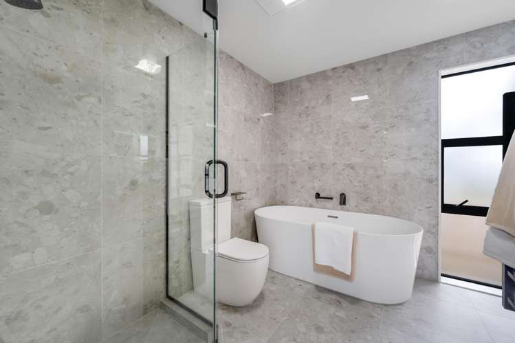 11B Matterhorn Crescent Northpark_21