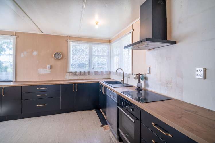 84 Chatham Road Flaxmere_1