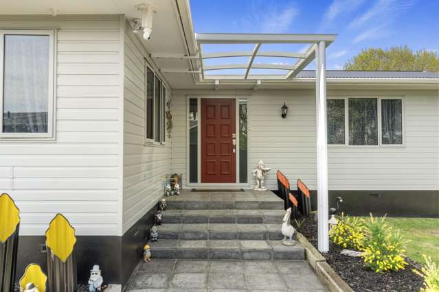 74 Oakfield Crescent 1136_2