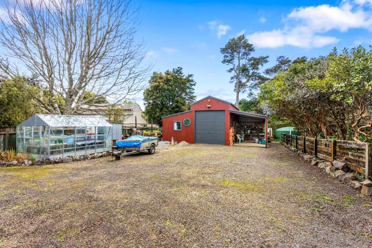 122 Parker Road Oratia_22