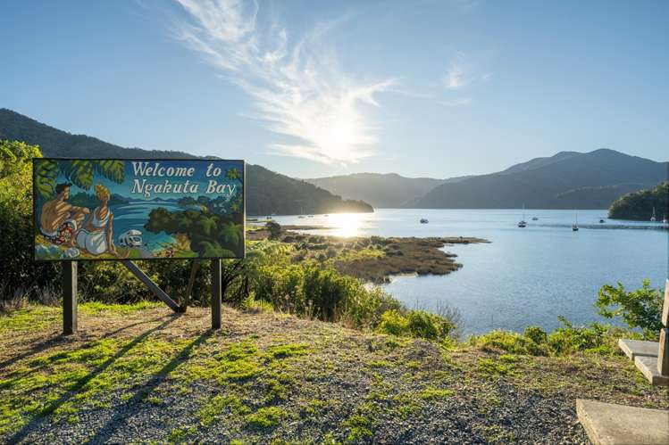 29 Manuka Drive Ngakuta Bay_37