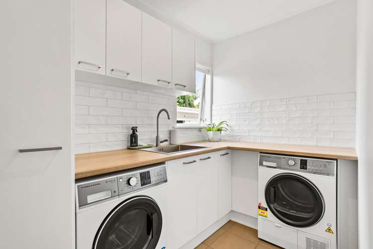 10 Montmere Avenue Te Atatu Peninsula_13