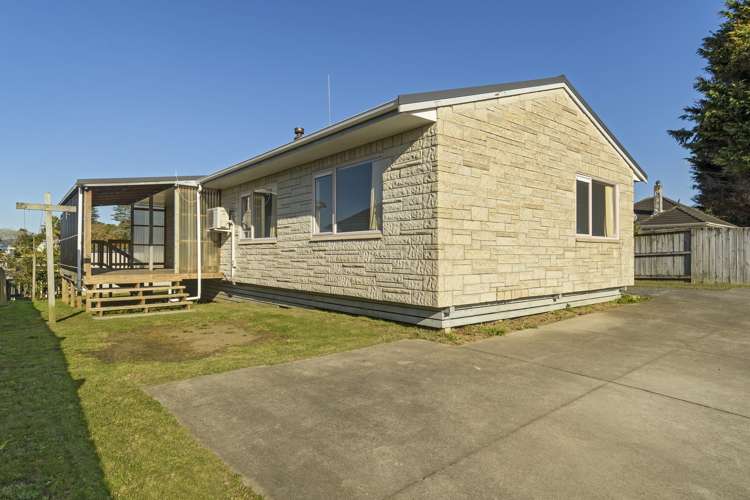 75A Henderson Crescent_0