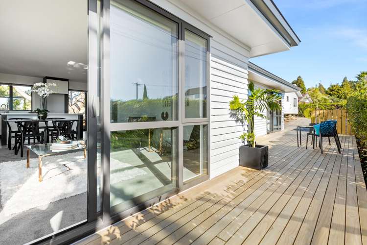 107 Te Atatu Road Te Atatu South_15