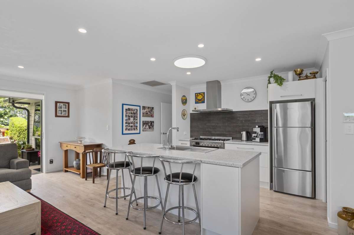 40 Charlotte Drive_5