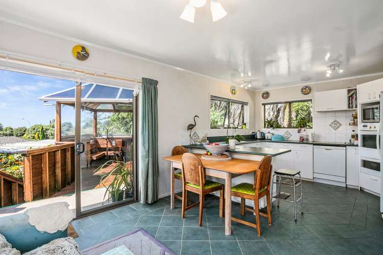 2/47 Kirby Street Glendene_2