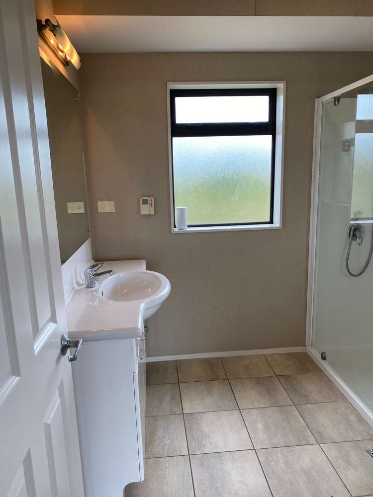 54 Harvey Road Waiuku_5