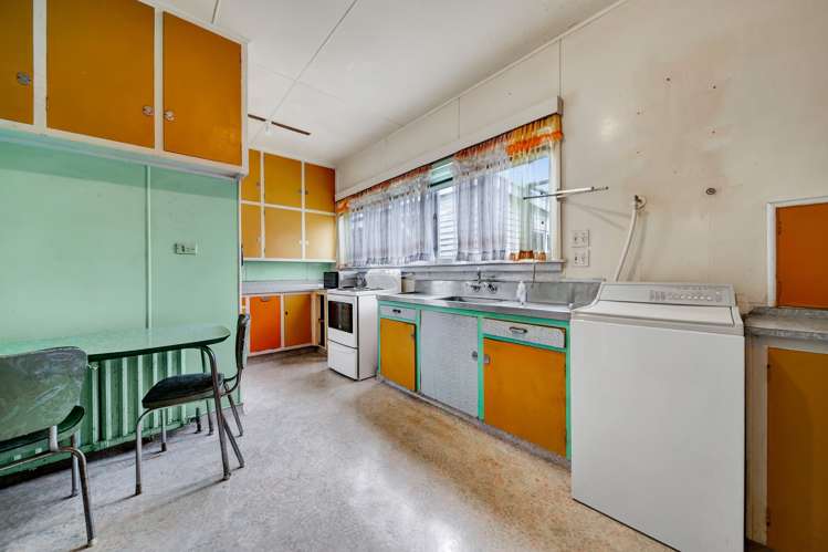 43 Brecon Road Stratford_13