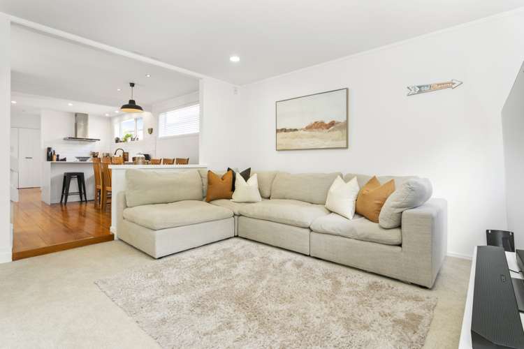 22 Glenmore Road Sunnyhills_6