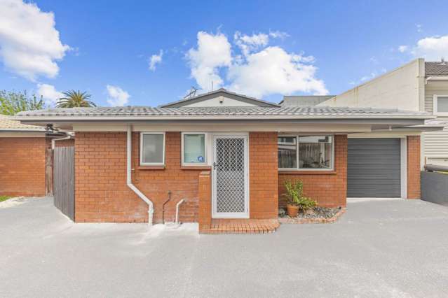 Exceptional buying in central Papakura location!