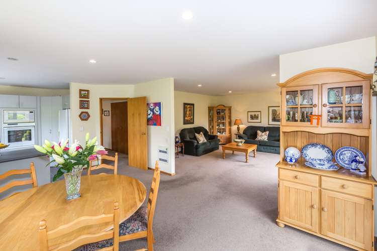 2/55 Roydon Drive Templeton_5