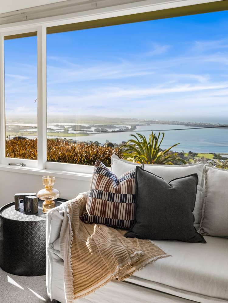 10 Muritai Terrace Mount Pleasant_41