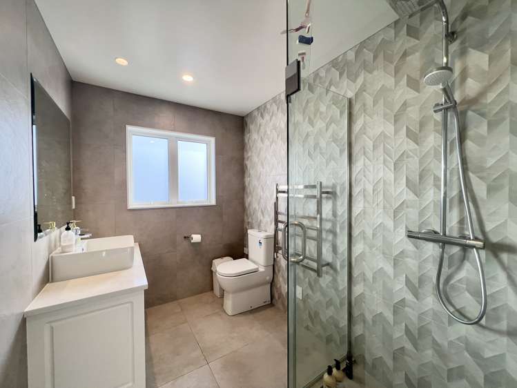 42 Takurua Terrace Orewa_18