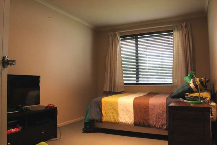 10 Lomas Way Albany_9