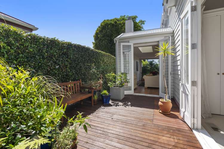 20 Summer Street Stanley Point_17