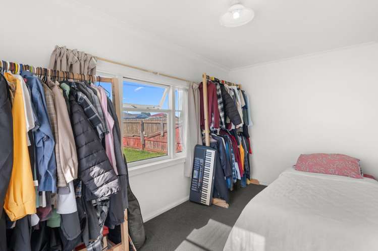 54 Neill Street Hornby_11