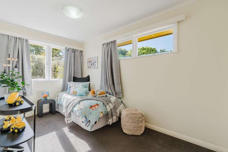 339 Cobham Drive Hillcrest_16